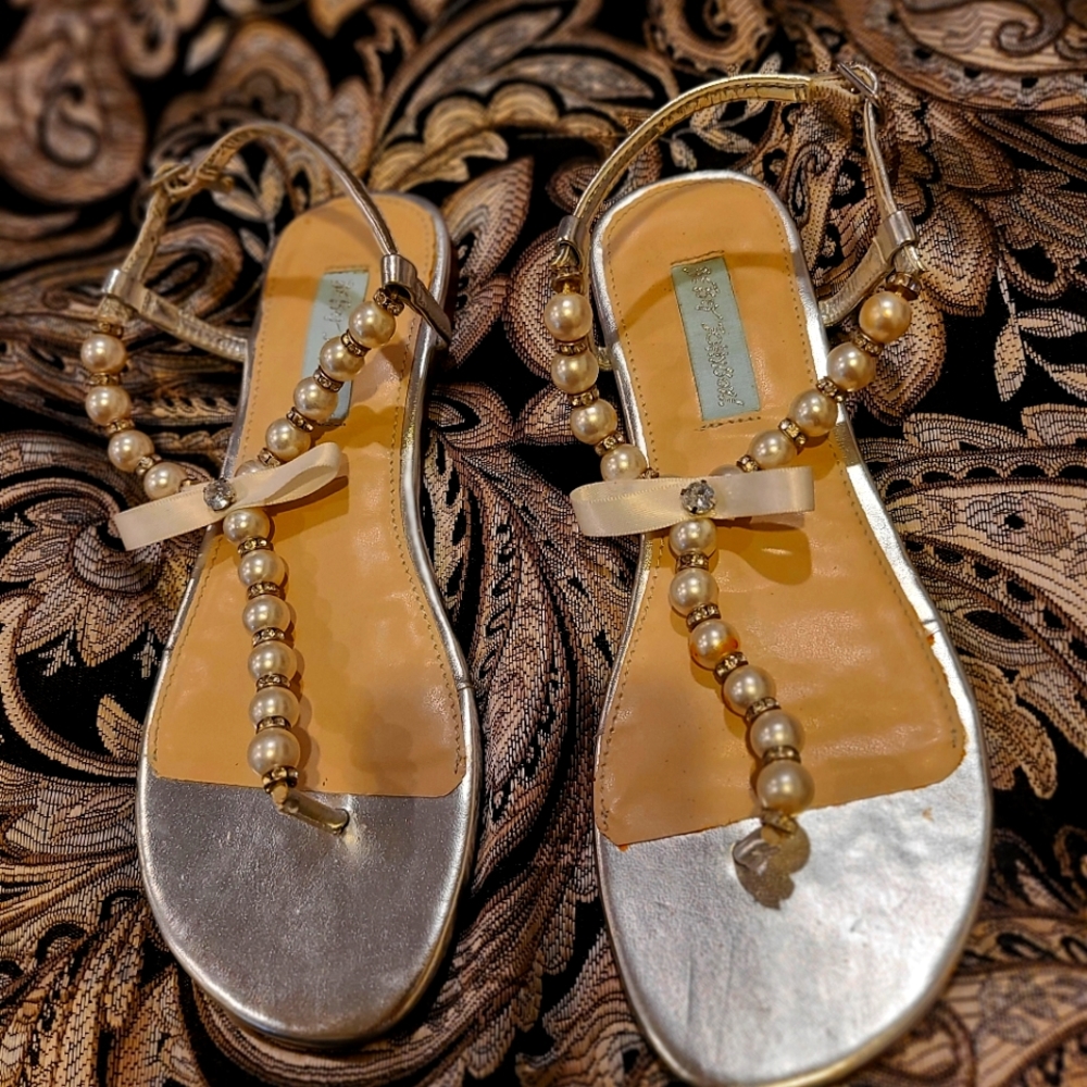 Betsey Johnson Sandals NWOT
